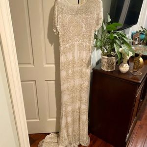 Wedding dress NEVER WORN!